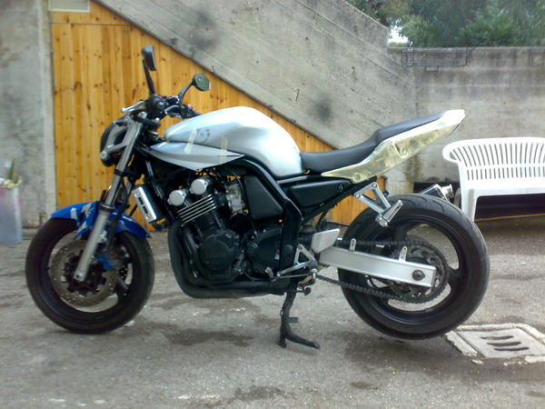 FZS 600 FAZER MODIFICATO A NAKED PERSONALIZZATO By DINO Pagina 12